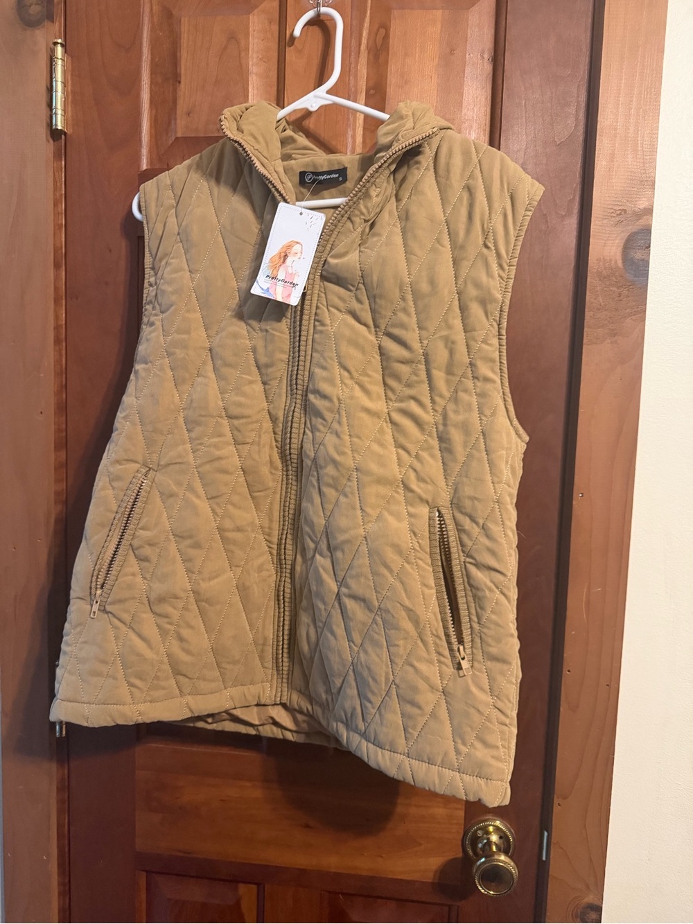 PrettyGarden Women’s  Quilted Hooded Vest - Tan